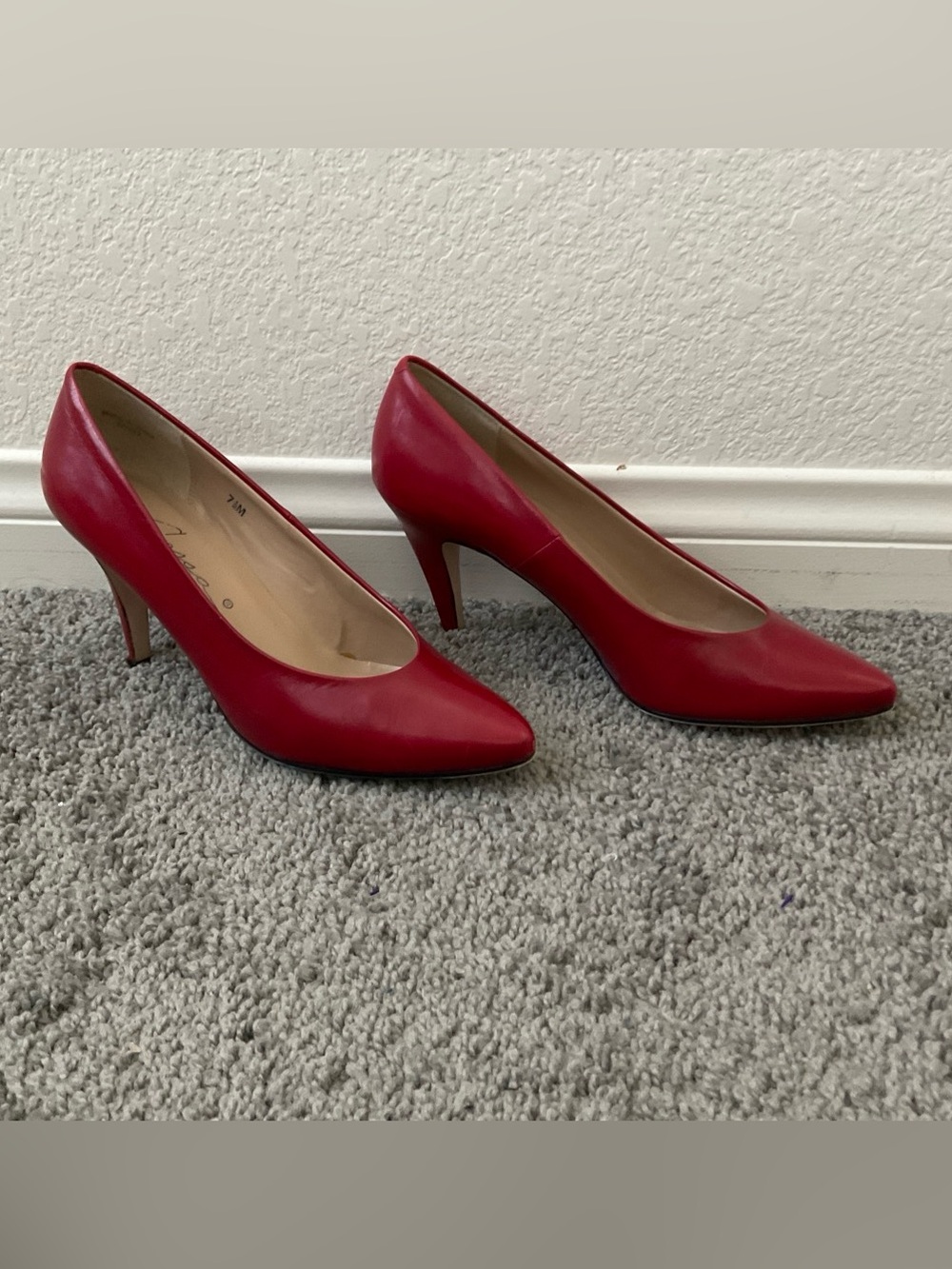 Red Pointed-Toe Mid-Heel Pumps